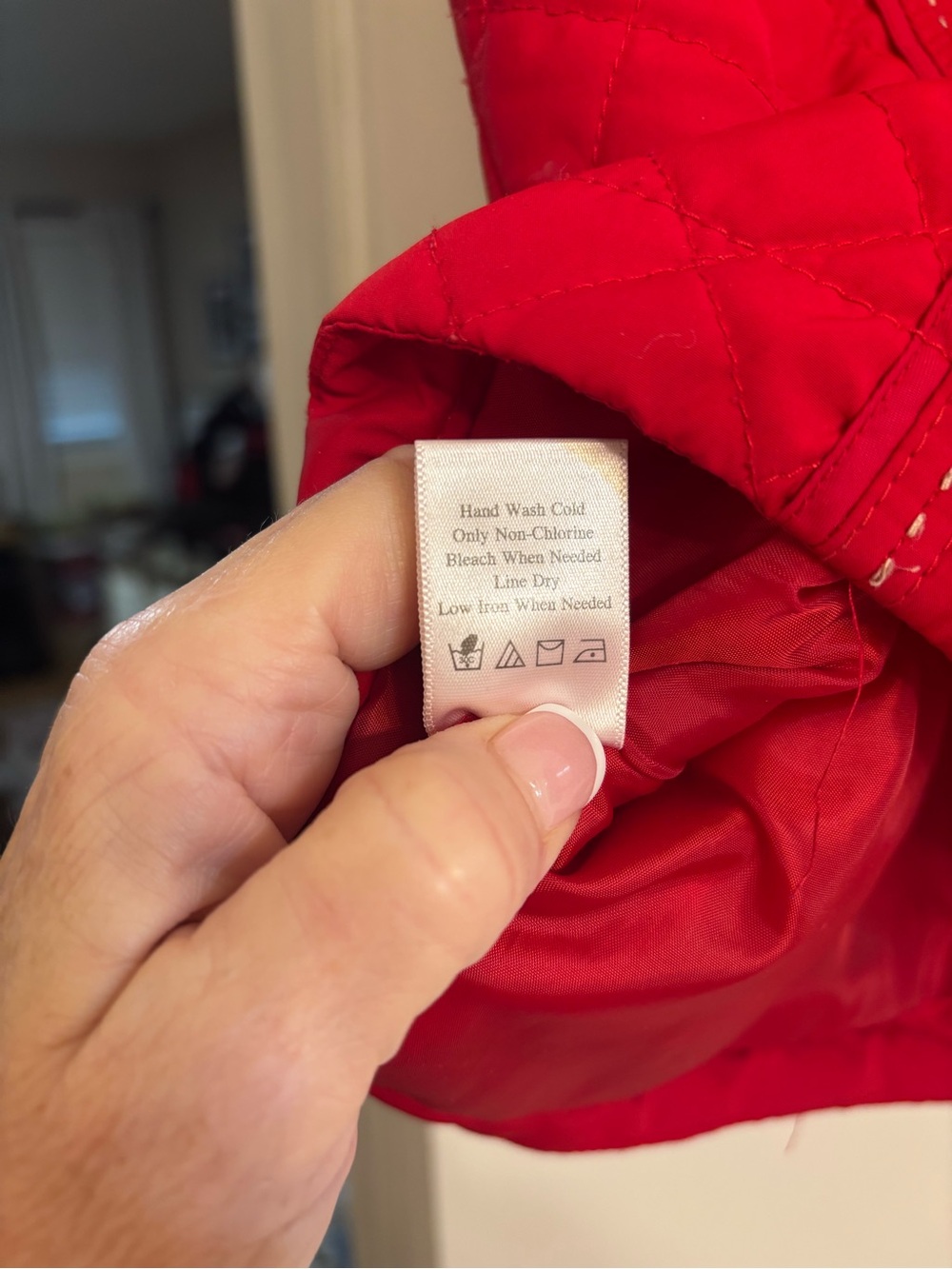 Coldwater Creek Women's Bright Red Quilted Zip Vest - Picture 5 of 7